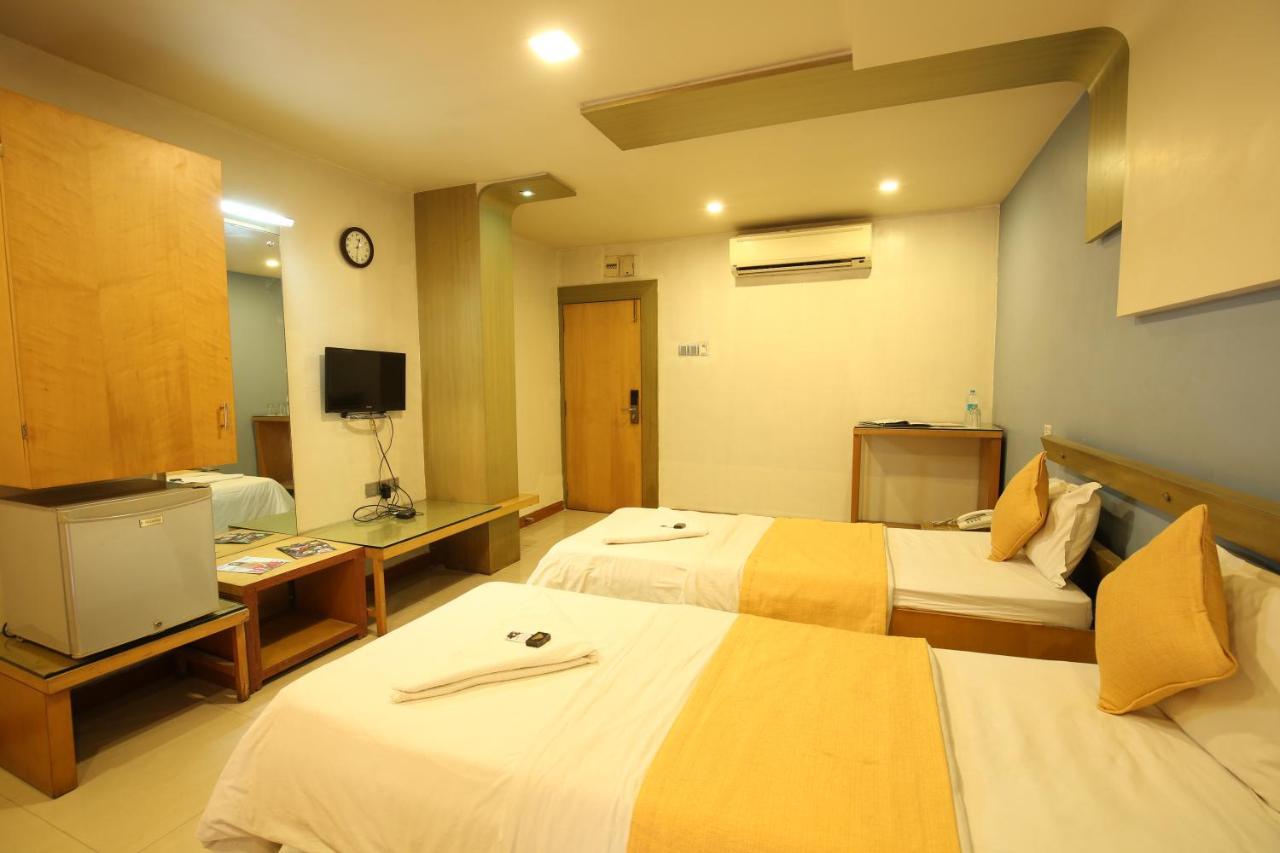 Hotel Kohinoor Square Kolhapur Exterior photo