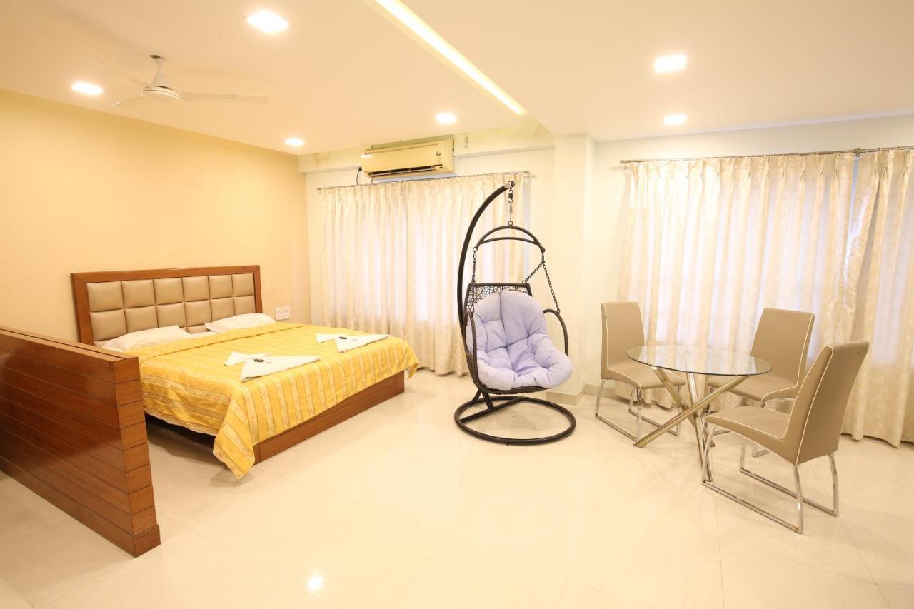 Hotel Kohinoor Square Kolhapur Exterior photo